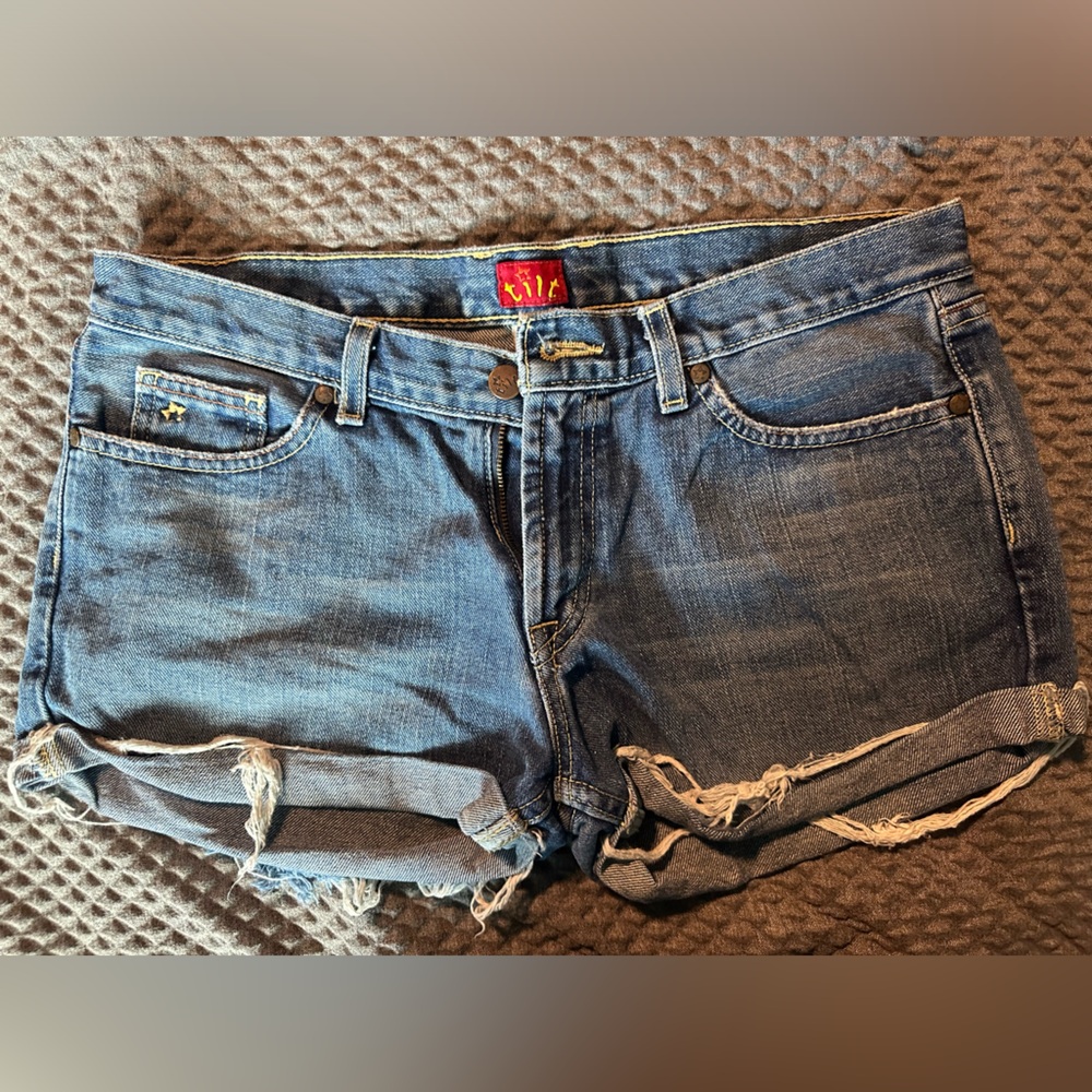 Tilt Jean shorts